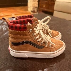 Vans Sk8-Hi MTE Kids Boots – Size 13 – Weather-Resistant Suede